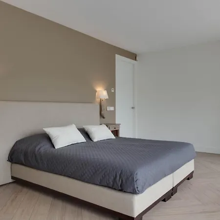 Langedijk 4 - - Minerva 4*